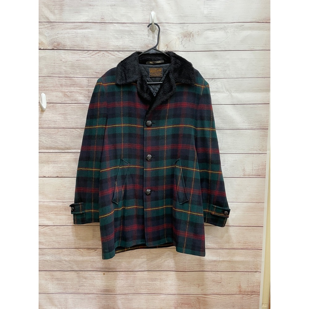 VINTAGE MENS PENDLETON PLAID WOOL COAT WITH FAUX FUR COLLAR
